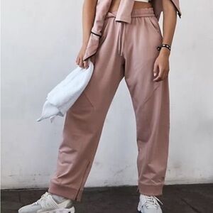 Free People Movement Nothing But the Sweats Jogger Pants Size M Pink